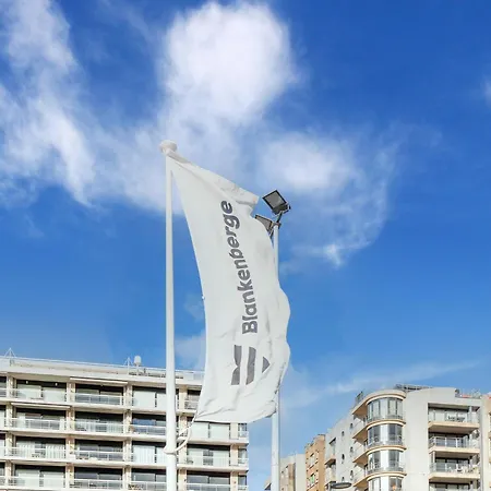Retreat W Terrace & Wi-fi, Cleaning Included Blankenberge