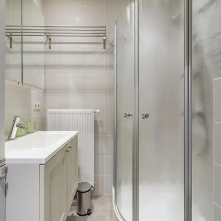 Apartment Retreat W Terrace & Wi-fi, Cleaning Included Blankenberge